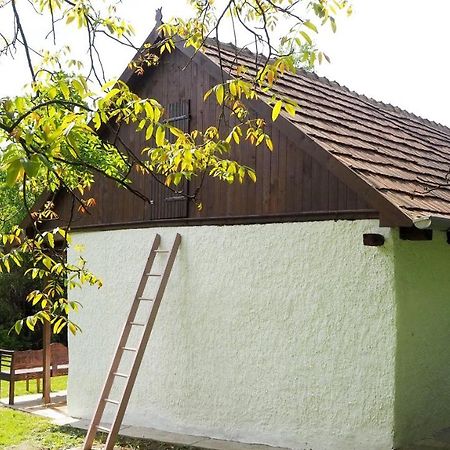 Van egy ház Vila Erdohorvati Exterior foto